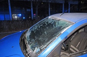 Polizei Mettmann: POL-ME: Scheiben nicht ordnungsgemäß enteist: Erkrather fährt Fußgängerin um - Frau schwer verletzt - Hilden - 2103013