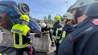 Feuerwehr Olpe: FW-OE: Fortbildung mit nichtalltäglichen Herausforderungen für die technische Rettung