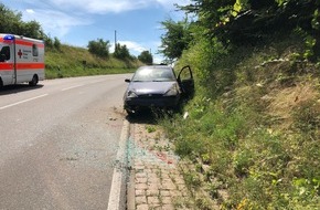 Polizeidirektion Landau: POL-PDLD: Billigheim-Ingenheim: Auto bei Unfall überschlagen