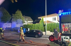 Feuerwehr Paderborn: FW Paderborn: Heckenbrand droht auf Wohnhaus und PKW überzugreifen