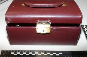 POL-COE: Nottuln, Am Vogelbusch, Schapdettener Stra&szlig;e/M&ouml;gliches Diebesgut - Polizei sucht Eigent&uuml;mer