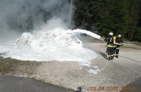 Polizeidirektion Trier: POL-PDTR: Brand in Müllfahrzeug, Arbeiter verletzt.