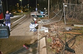 Feuerwehr München: FW-M: Unfall mit Überschlag (Mittersendling)