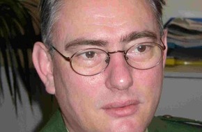 Polizeipräsidium Frankfurt am Main: POL-F: 030131 - 0122 Polizeipräsidium: Neuer Leiter der Direktion Verkehrssicherheit im Amt (Lichtbild beachten).