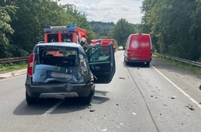 Feuerwehr Sprockhövel: FW-EN: Feuerwehr rückt zum Verkehrsunfall und CO-Alarm aus