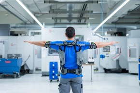 Exoskeletons for industry and logistics: Ottobock presents innovations at the Hannover Messe trade show