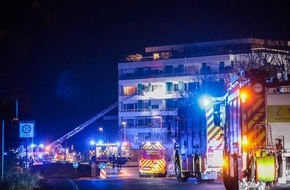 Polizei Mettmann: POL-ME: Feuer in Mehrfamilienhaus - Polizei ermittelt zur Brandursache - Mettmann - 2111157