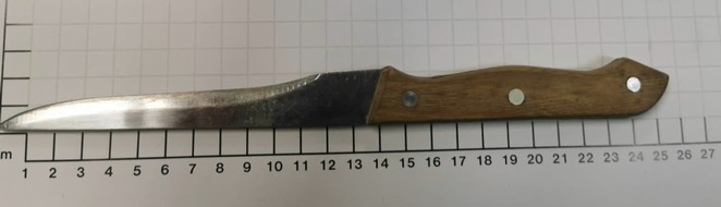 Bundespolizeidirektion Sankt Augustin: BPOL NRW: Mann greift Ladendetektiv an und führt ein Messer mit - Bundespolizei stellt Angreifer