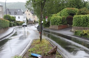 Polizeidirektion Wittlich: POL-PDWIL: Verkehrsunfallflucht in der Kalvarienbergstraße
