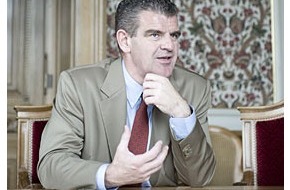 SWI swissinfo.ch: Media Service: Spuhler sieht Chancen für das Rüstungsprogramm im Dezember (swissinfo)