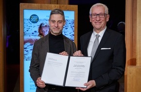 Stiftung Ravensburger Verlag: Preisverleihung / Stiftung Ravensburger Verlag würdigt literarisches Werk und Bildungsinitiativen