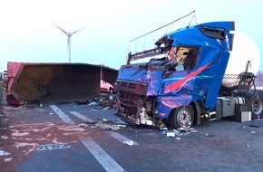 Polizei Münster: POL-MS: Autobahn 31: Container vom Lkw gefallen - 50-Jähriger verstirbt an Unfallstelle