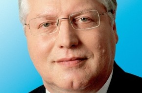Bayer CropScience AG: Ehrendoktorwürde für Professor Friedrich Berschauer / Vorstandsvorsitzender der Bayer CropScience AG von der Uni Kiel ausgezeichnet