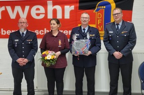FW Helmstedt: Reibungsloser Führungswechsel in der Ortsfeuerwehr Emmerstedt im Jahr 2025