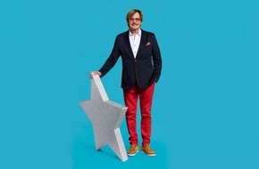 SAT.1: Gameshow-Legende Jörg Draeger zieht morgen live bei "Promi Big Brother" ein