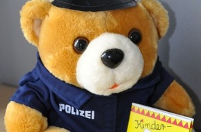 Polizeipräsidium Westpfalz: POL-PPWP: Mehr Sicherheit für Kinder

ABC-Schützen erhalten zum Schulanfang Kinderschutzpass