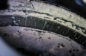 Polizei Münster: POL-MS: Kontrolle auf der A30 - Gefahrguttransport stillgelegt