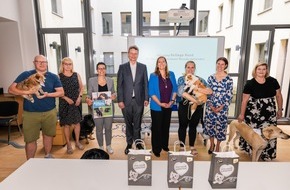 Mars GmbH: Kollege Hund: Bezirksamt Marzahn-Hellersdorf als Blaupause / Bürohunde: Was im Bezirksamt Marzahn-Hellersdorf schon ist, kann im Bundestag noch werden