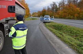 Polizei Paderborn: POL-PB: #PassAuf! - Polizei entdeckt 77 Verkehrsverstöße