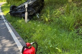 Feuerwehr Bergheim: FW Bergheim: Vier Verletzte nach Verkehrsunfall in Bergheim Frontalzusammenstoß auf der Landstraße 93 bei Oberaußem