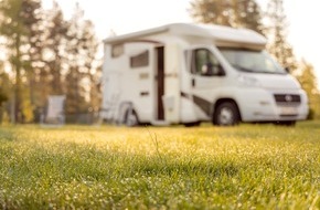 ADAC Hessen-Thüringen e.V.: 5 Tipps für (Neu-)Camper: Mit dem ADAC entspannt in den Wohnmobil-Urlaub