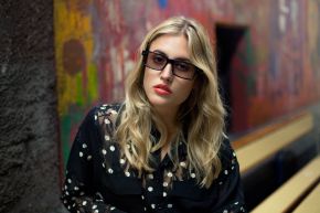 EyeStyle gelauncht: Brillenmode mit internationalem Flair /
Sonnenbrillen und Brillen der limitierten Collection Stockholm ab sofort online erhältlich
