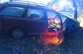 Polizeiinspektion Delmenhorst / Oldenburg - Land / Wesermarsch: POL-DEL: Autobahnpolizei Ahlhorn: Verkehrsunfall auf der A29 mit einer verletzten Person