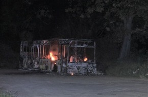 Polizei Düren: POL-DN: Bus ausgebrannt