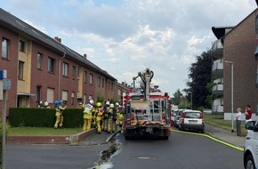 Freiwillige Feuerwehr T&ouml;nisvorst: FW T&ouml;nisvorst: Wohnungsbrand in T&ouml;nisvorst - 2 Personen durch Feuerwehr gerettet Feuerwehr rettet zwei Personen aus einer verrauchten Brandwohnung. F&uuml;nf weitere Bewohner und eine Katze wurden in Sicherheit ...