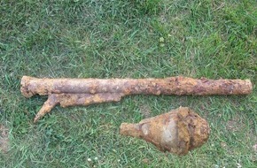 Polizeidirektion Göttingen: POL-GOE: (516/2007) Panzerfaust auf Friedhof gefunden (Bild im Download)