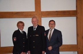 Polizeiinspektion Emsland/Grafschaft Bentheim: POL-EL: Lingen - Chef der Autobahnpolizei in Ruhestand verabschiedet