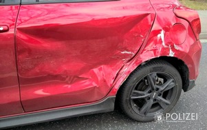 Polizeipräsidium Westpfalz: POL-PPWP: Rotlicht missachtet - Unfall verursacht