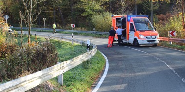 Polizei Rheinisch-Bergischer Kreis: POL-RBK: Wermelskirchen - schwerverletzter Motorradfahrer im Eschbachtal