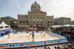 H&uuml;berli/Brunner und Heidrich/Haussener kr&ouml;nen sich auf dem Bundesplatz zu Schweizermeistern