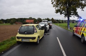 Kreispolizeibehörde Herford: POL-HF: Schwerer Verkehrsunfall mit Verletzten -
Junger Fahrer gerät auf Gegenfahrbahn