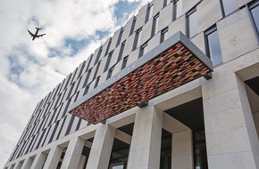 H World International: Pressemitteilung: "Deutsche Hospitality gewinnt German Brand Award 2021"