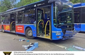 Feuerwehr München: FW-M: Schwerer Unfall zwischen Tram und Bus (Neuhausen)