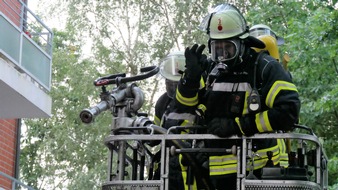 FW Celle: Küchenbrand in einem Seniorenheim und Garagenbrand - zwei Einsätze gleichzeitig für die Feuerwehr Celle!