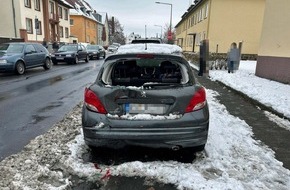 Polizeipr&auml;sidium Nordhessen - Kassel: POL-KS: Zwei geparkte Autos zusammengeschoben und gefl&uuml;chtet: Polizei sucht Zeugen nach Verkehrsunfall in Bettenhausen