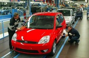 Ford-Werke GmbH: 1.610 Ford Fiesta und Ford Fusion werden im Stammwerk Köln jeden Tag
produziert