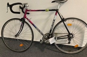 Polizei Bielefeld: POL-BI: Fahrrad-Dieb gefasst - Eigentümer eines Rennrads gesucht