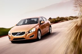 Volvo Car Switzerland AG: Nouvelle Volvo S60 - la Volvo la plus sportive et la plus extravertie jamais présentée