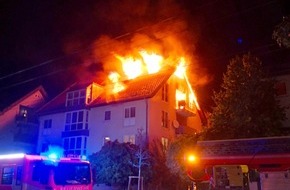 Feuerwehr Stuttgart: FW Stuttgart: Samstag, 01.10.2022: Abschlussmeldung zum Dachstuhlbrand mit drei Verletzten
