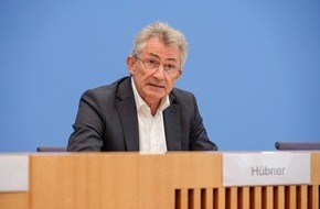Hauptverband der Deutschen Bauindustrie e.V.: Haushaltsberatungen zu Bauinvestitionen und Sondervermögen: Investitionsoffensive muss Realität werden – ohne Planungssicherheit keine heimische Rohstoffgewinnung, Beschäftigungssicherung und ...