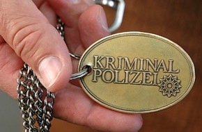 Polizei Mettmann: POL-ME: Unbekannte entwenden gleich drei Motorräder - Erkrath - 2012052