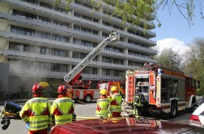 Feuerwehr Mettmann: FW Mettmann: Kellerbrand in Hochhaus