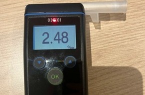 Bundespolizeiinspektion Flensburg: BPOL-FL: Gesuchten Mann verhaftet; Aggressiver Mann im Zug leistet Widerstand