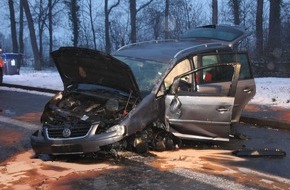 Freiwillige Feuerwehr Werne: FW-WRN: 1RTW_1NEF: Eine verletzte Person bei Alleinunfall auf der BAB 1