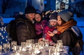 Caritas Schweiz / Caritas Suisse: Action de Caritas " Un million d'étoiles " dans toute la Suisse / Des milliers de bougies en signe de solidarité