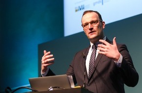 Messe Berlin GmbH: Politische Keynote Speaker: Jens Spahn und Dorothee Bär zu Besuch auf der DMEA 2019